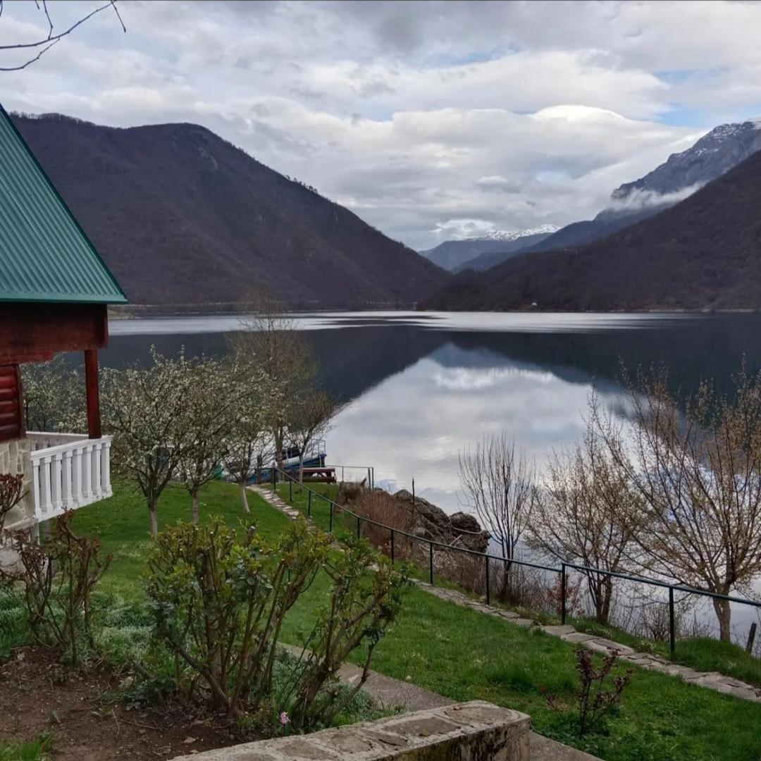 B&B Konak Plužine Eksteriør billede