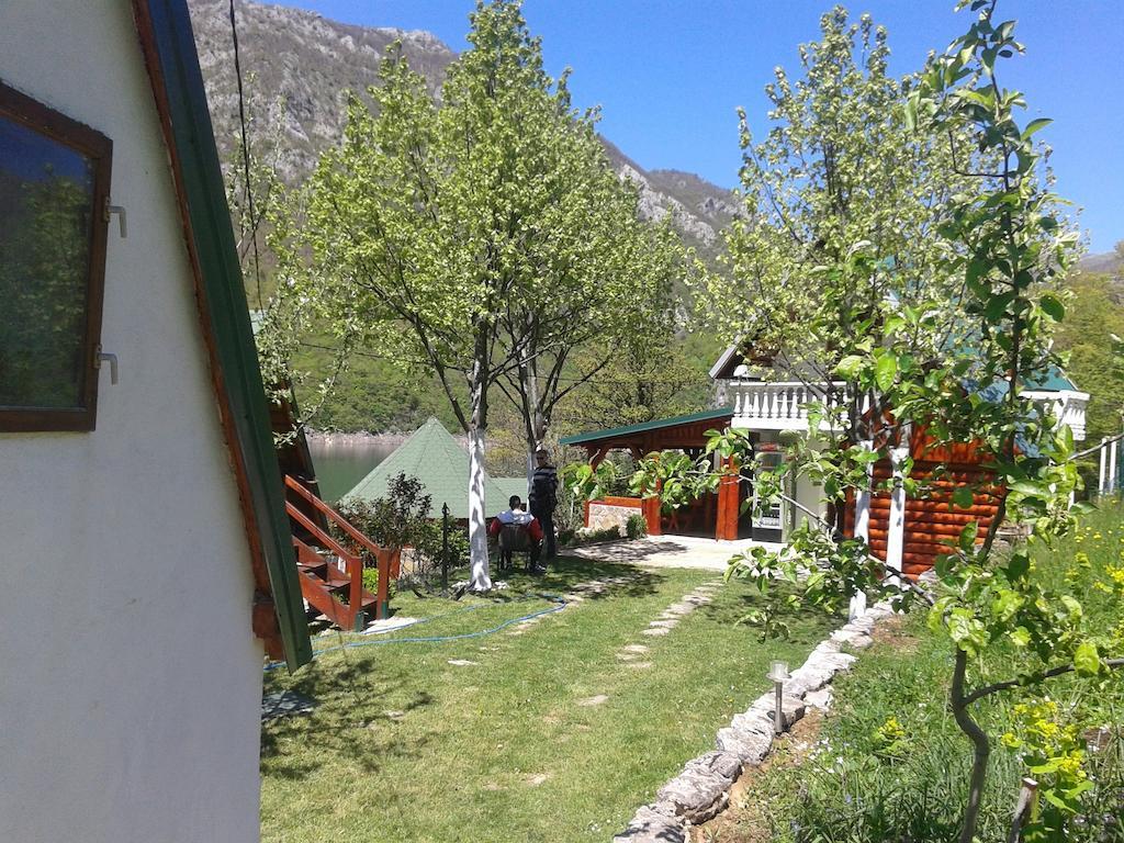 B&B Konak Plužine Eksteriør billede